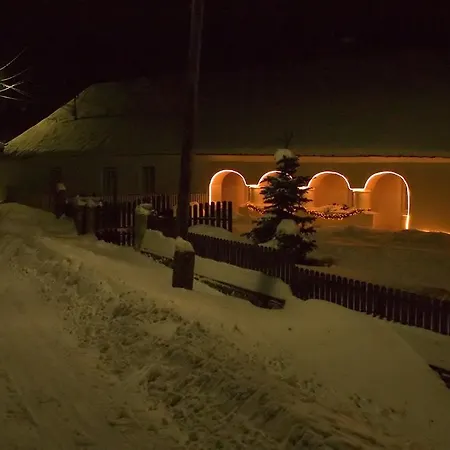 Lejlighed Soerenyes Udvarhaz