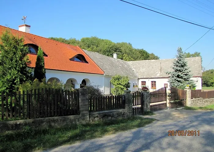 Lejlighed Soerenyes Udvarhaz *