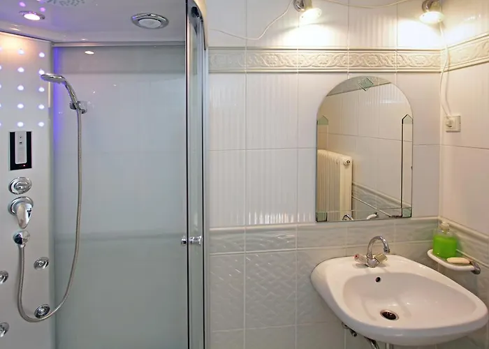 Lejlighed Soerenyes Udvarhaz Penzesgyor