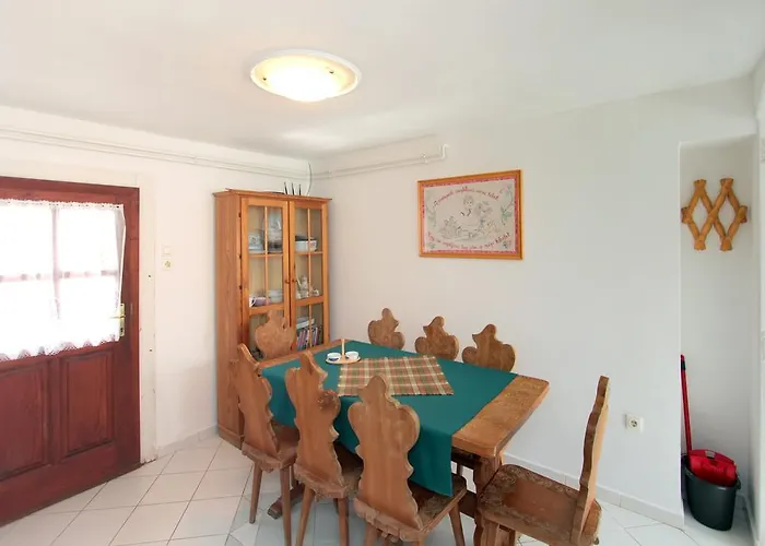 Lejlighed Soerenyes Udvarhaz Penzesgyor