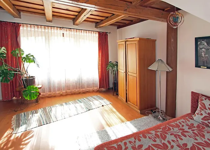 Soerenyes Udvarhaz Pénzesgyőr